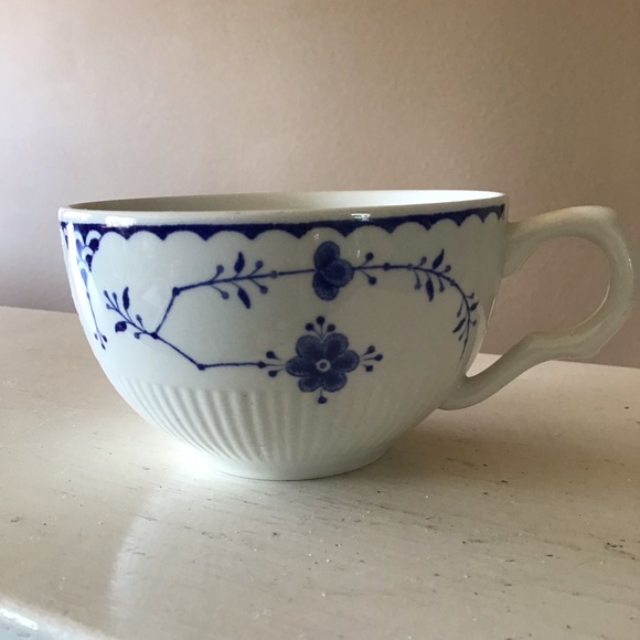 Vintage Furnivals Denmark Blue Teacup, England - Picture 3 of 5